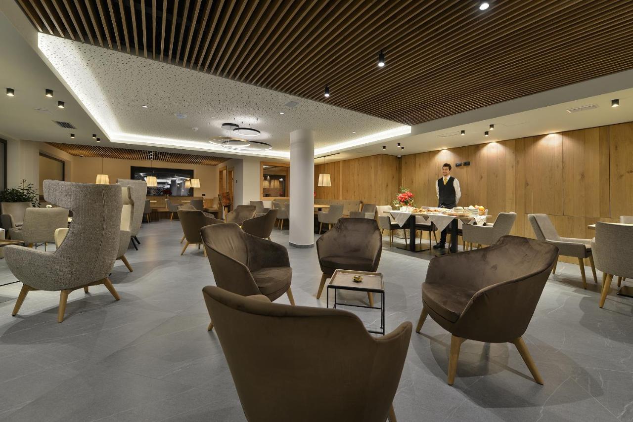 Hotel Bucaneve Livigno Ngoại thất bức ảnh